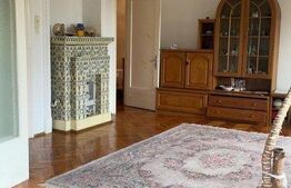 Vila cu 11 camere, 450 mp, teren cu 620 mp, 2 locuri de parcare cu garaj