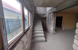 Casa individuala 7 camere, 256mp,teren 500 mp, Tantareni