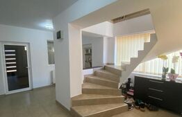 Casa individuala, 5 camere, 196mp utili, zona Lupeni