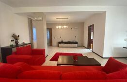 Casa individuala 7 camere, 240 mp, zona Centrala