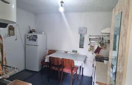 Casa formata din 2 corpuri alaturate, 5 camere, 125 mp, teren 400 mp