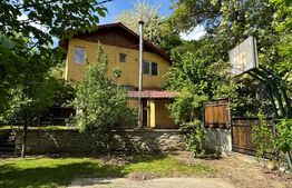 Casa individuala 4 camere plus casa de oaspeti, Drajna