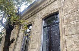 Casa cu 4 camere, 161 mp utili, teren cu 512 mp, Ultracentral