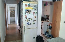 Apartament, 3 camere, decomandat, zona Malu Rosu 