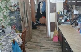 Apartament, 3 camere, decomandat, zona Malu Rosu 