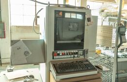 Hale, spațiu producție și depozitare 3187 mp și teren 9141 mp.