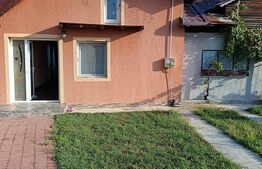 Casa renovata complet 4 camere , Living Open space , plus casa la rosu in spate 