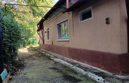 Casa zona central , 3 camere, teren 302 mp la super pret 