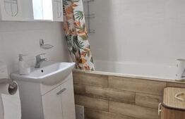 Apartament 2 camere, etaj intermediar, bloc anvelopat 