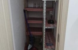 Apartament 2 camere, etaj intermediar, bloc anvelopat 