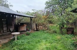 Casa renovabila,  cu un teren 2000 m,  intr-o zona linistita!
