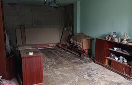 Casa renovabila,  cu un teren 2000 m,  intr-o zona linistita!