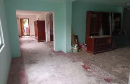 Casa renovabila,  cu un teren 2000 m,  intr-o zona linistita!