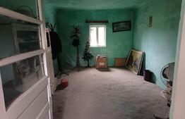 Casa renovabila,  cu un teren 2000 m,  intr-o zona linistita!