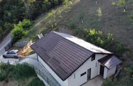 Casa 3 camere , constructie 2023 , total finisata ,teren 2000mp Valenii De Munte