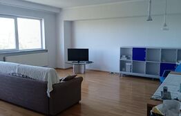 Cladire birouri , hala de productie, spatii depozitare, parcare si teren 14474mp