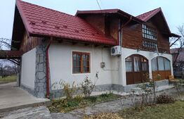 Casa superba Valenii de Munte , Teren Generos 2031 mp !