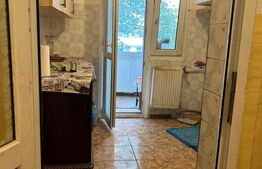 Apartament 3 camere, etajul 1 din 10, zona vest