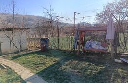 Casa 4 camere , 900mp Teren , Valenii de Munte semi-central