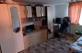 Casa 4 camere , 900mp Teren , Valenii de Munte semi-central