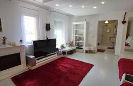 Proprietate Exclusivistă: 2 Case, Piscină și Teren de Tenis pe 3833 mp