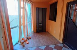 Casa cu 6 camere si garaj pretabil afacere zona Malu Rosu