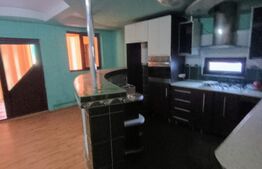 Casa cu 6 camere si garaj pretabil afacere zona Malu Rosu