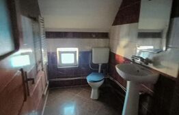 Casa cu 6 camere si garaj pretabil afacere zona Malu Rosu