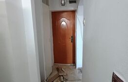 Garsoniera decomandata , 25 mp, zona Vest