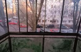 Apartament cu 3 camere, 48 mp, zona Vest 