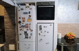 Apartament cu 3 camere, 56 mp, zona Blv Bucuresti 