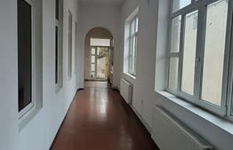 Casa cu 4 camere, 191 mp, zona Centrala, 0% Comision 