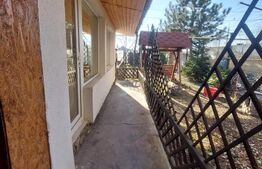 Spatiu Comercial cu 2 camere+beci, teren 400mp