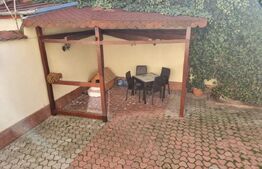 Casa de vanzare, 5 camere, 150 mp, zona centrala