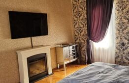 Casa de vanzare, 5 camere, 150 mp, zona centrala