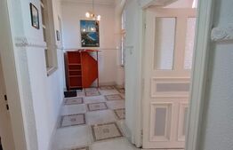 Apartament 2 camere parter inalt + garaj + 2 camere mansarda + beci, CENTRAL 