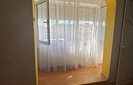 Garsoniera spatioasa zona Vest , an 1986