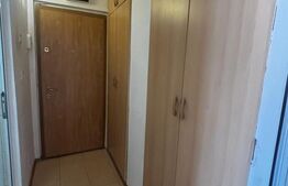 Garsoniera spatioasa zona Vest , an 1986