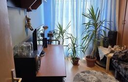 Apartament de vanzare, cu 4 camere, 4 balcoane, 75 mp, zona Blv Bucuresti