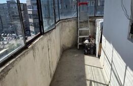 Apartament de vanzare, cu 4 camere, 4 balcoane, 75 mp, zona Blv Bucuresti