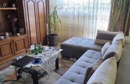 Apartament de vanzare, cu 4 camere, 4 balcoane, 75 mp, zona Blv Bucuresti