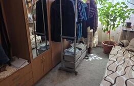 Apartament de vanzare, cu 4 camere, 4 balcoane, 75 mp, zona Blv Bucuresti