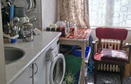 Apartament 3 camere , 57 mp ,zona Cina