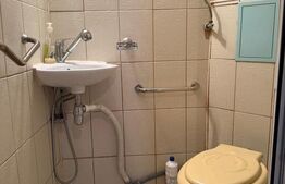Apartament 3 camere, in vila, 46 mp, zona CENTRAL