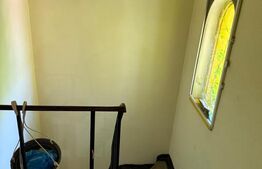 Apartament 3 camere, in vila, 46 mp, zona CENTRAL