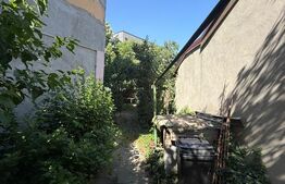 Casa de vanzare, cu 10 camere, suprafata utila 310 mp, zona Rahovei