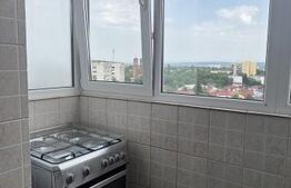 Garsoniera de vanzare, 30 mp, cu terasa de 16 mp, zona Nord 