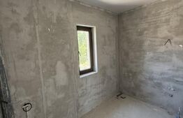 Casa semifinisata in Ploiesti, 2 locuri de parcare + curtea privata. 