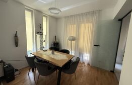 Vila moderna cu piscina, cartier Albert