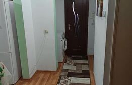 Apartament cu 2 camere, etajul 1 , 50 mp utili, Campina zona Autogara!